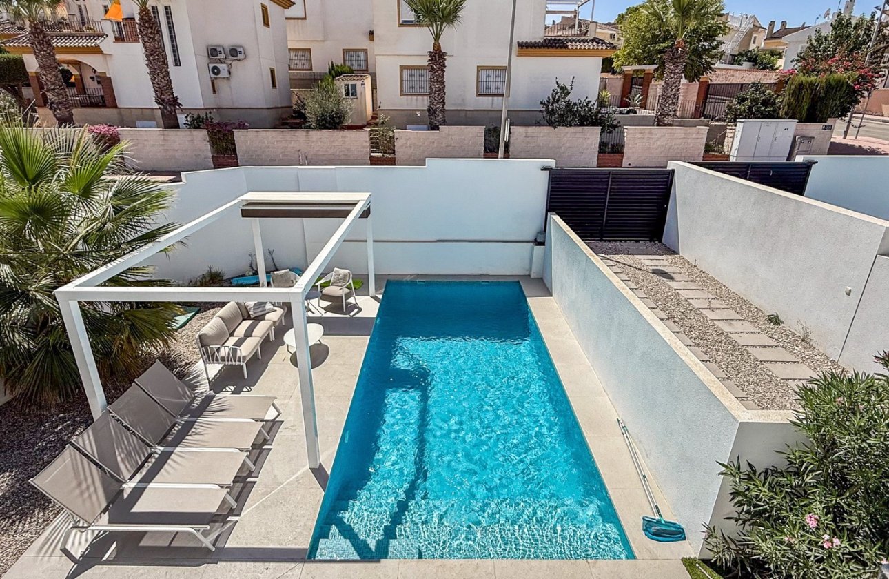 Revente - Villa -
Rojales - Inland