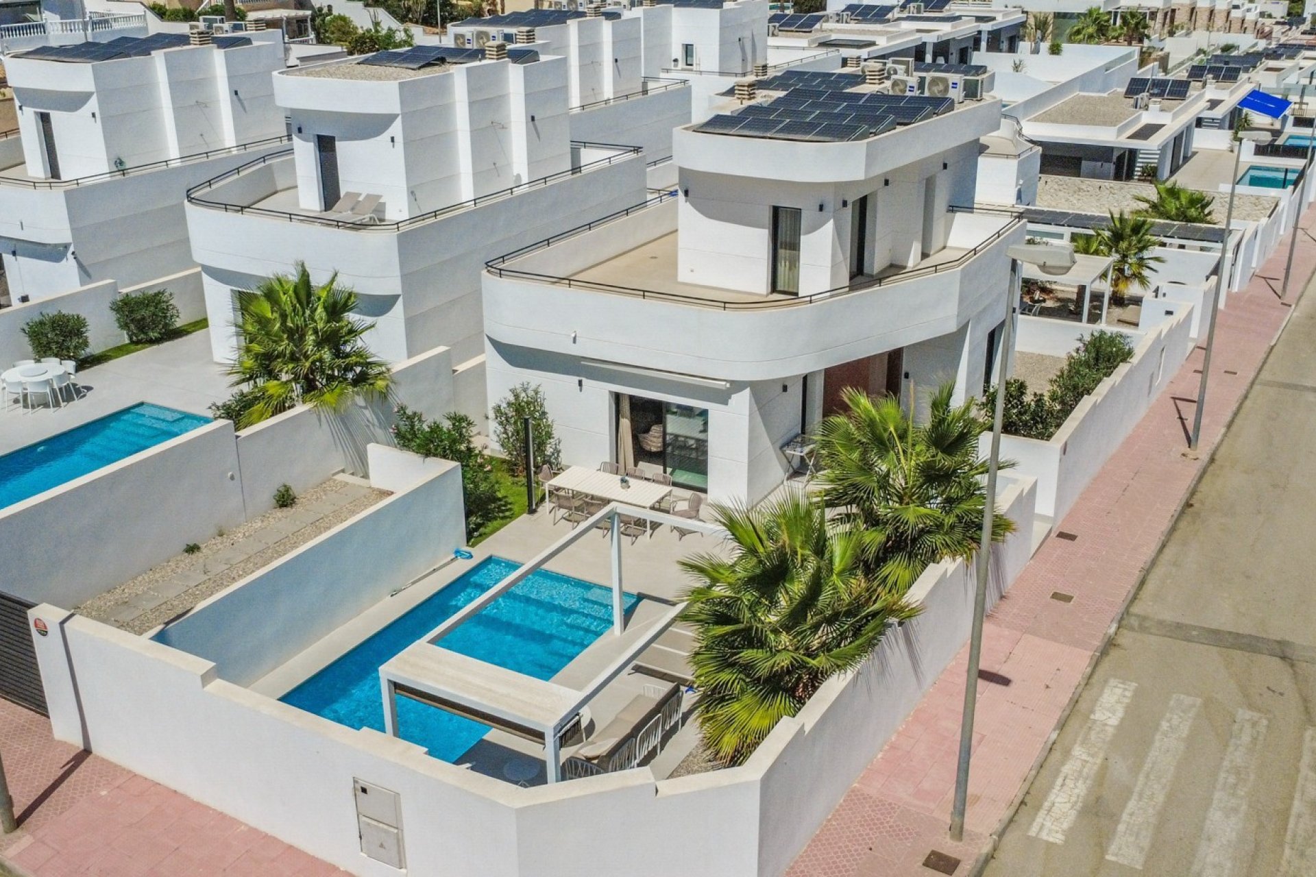 Revente - Villa -
Rojales - Inland