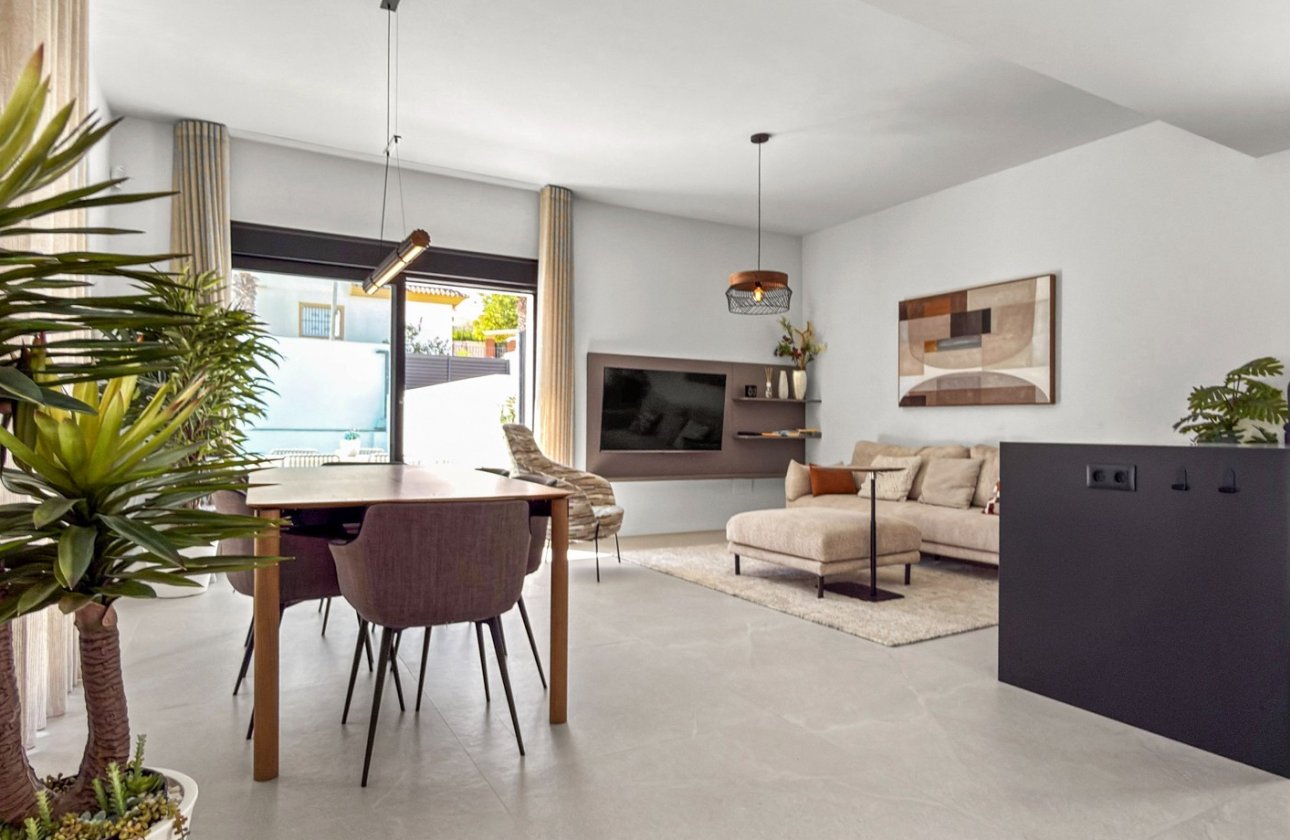 Revente - Villa -
Rojales - Inland