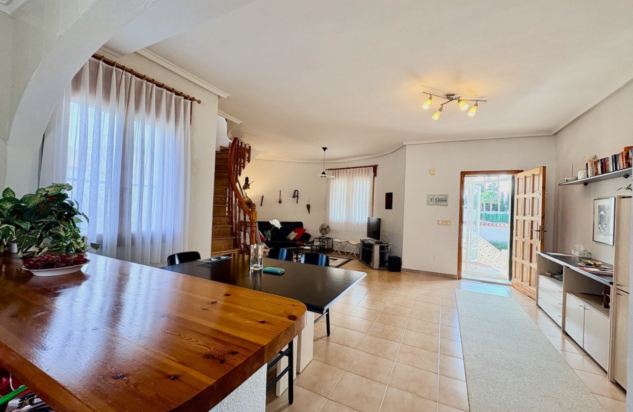 Revente - Villa -
Rojales - Inland