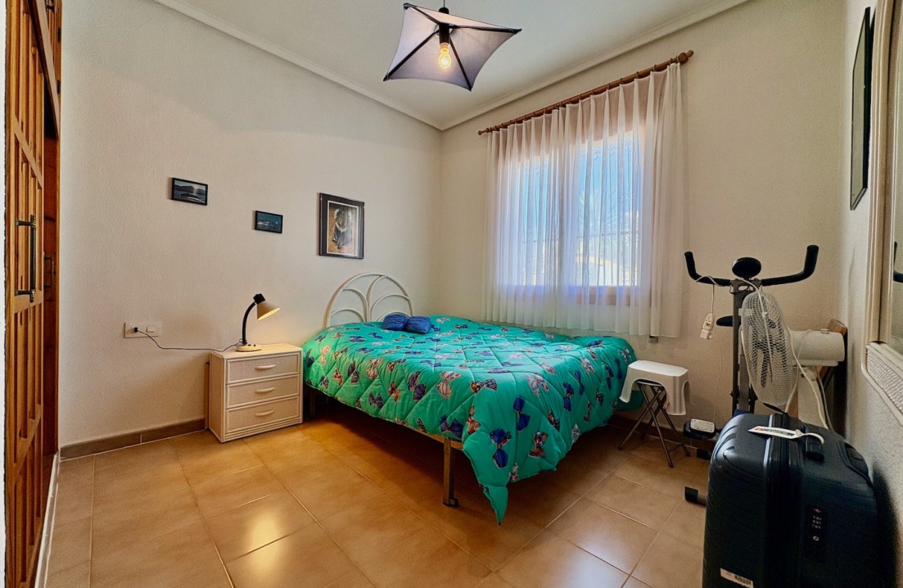 Revente - Villa -
Rojales - Inland
