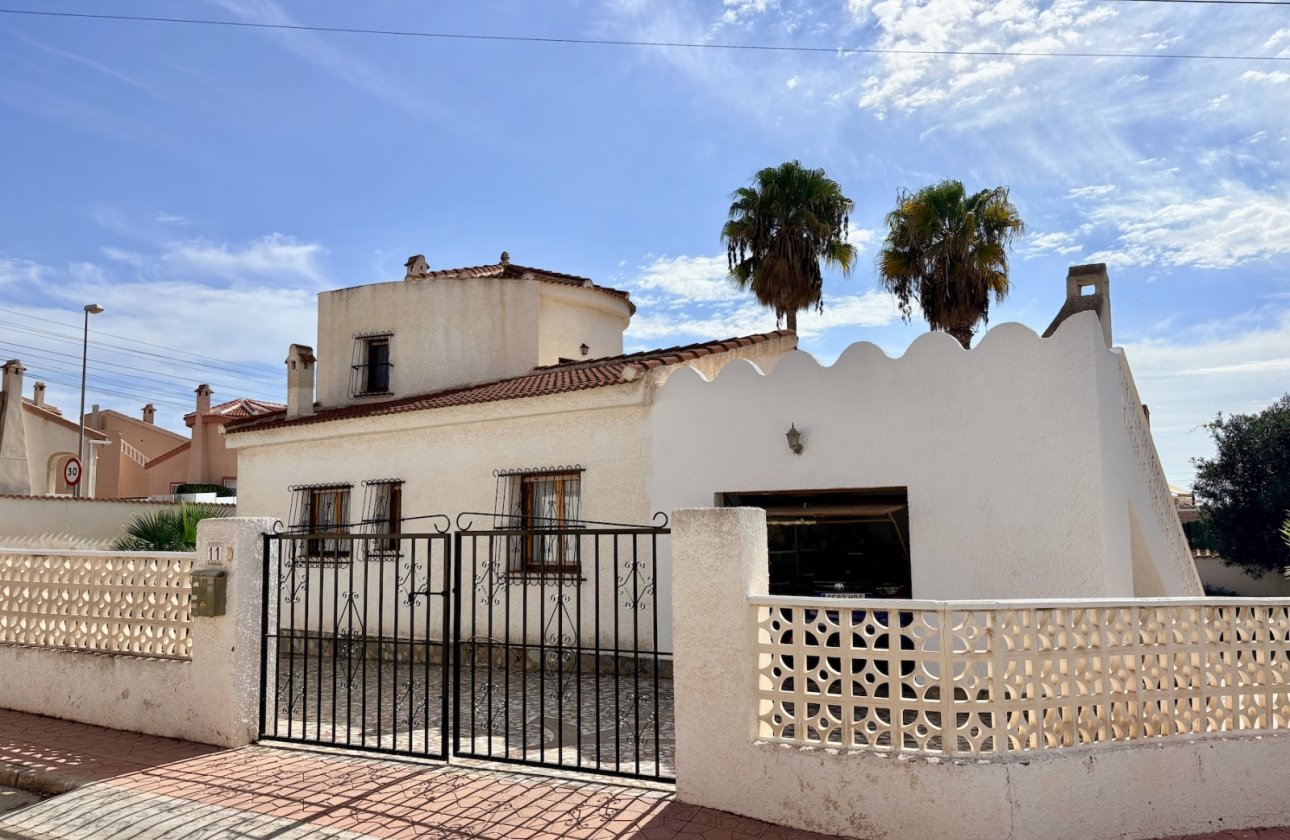Revente - Villa -
Rojales - Inland