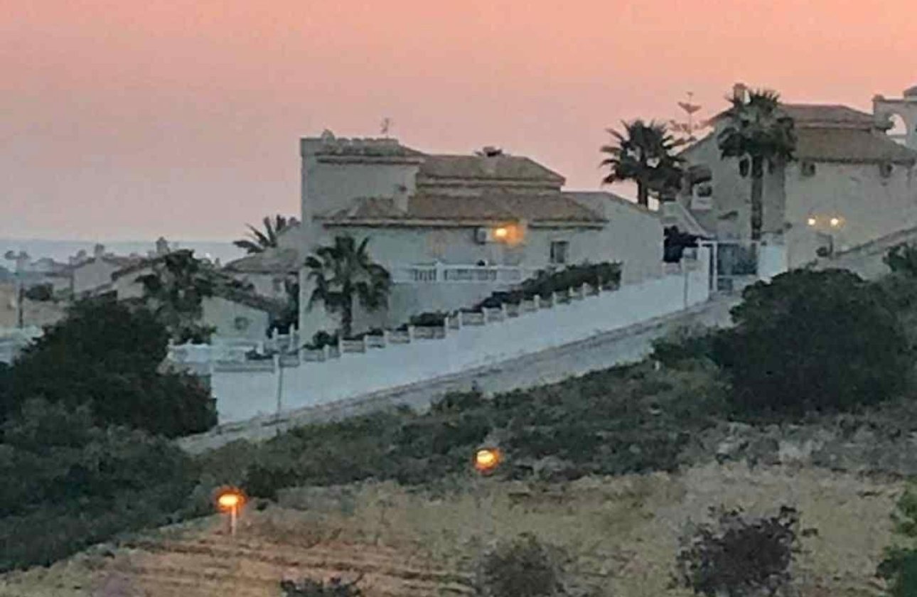 Revente - Villa -
Rojales - La Marquesa