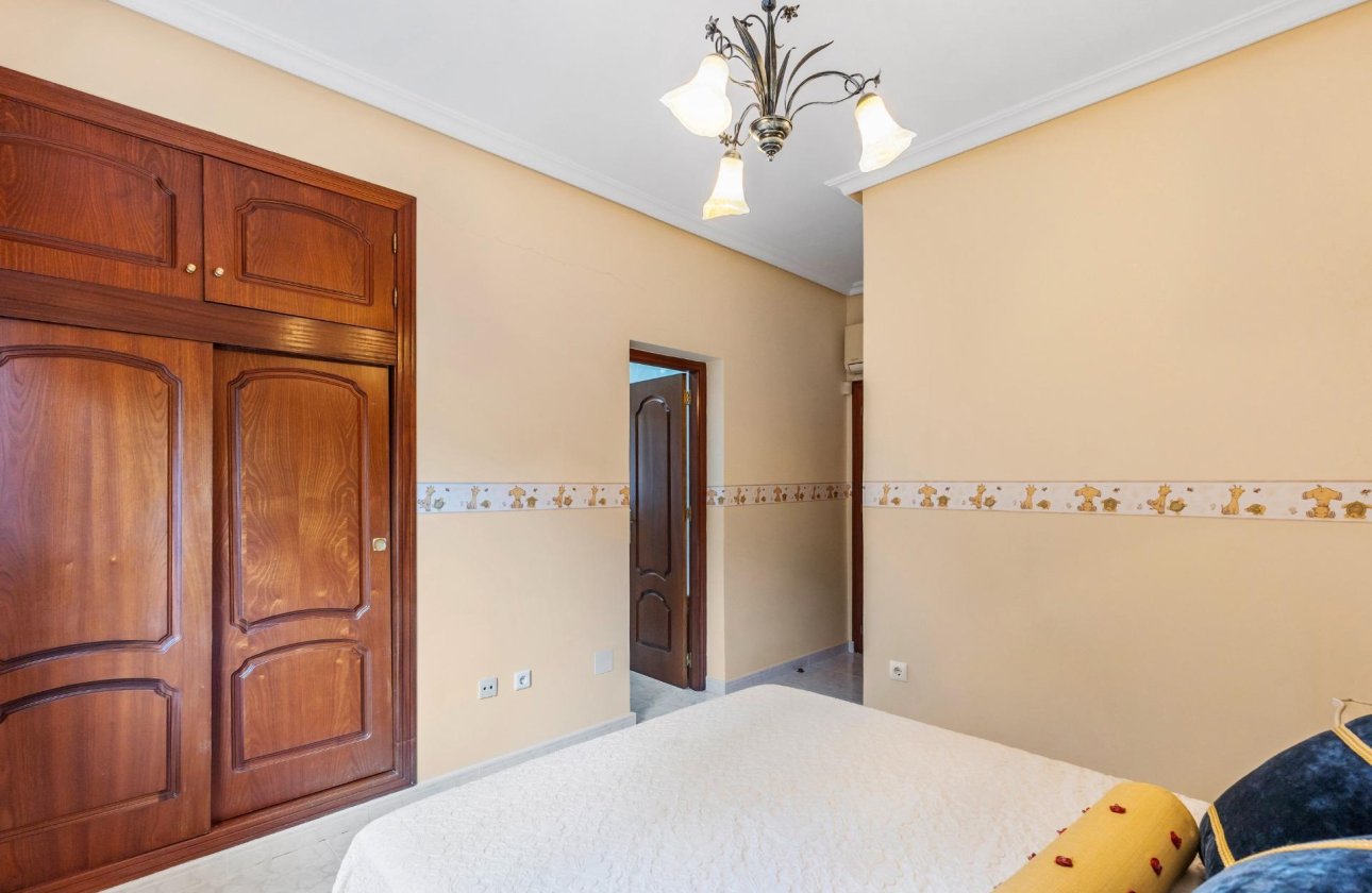 Revente - Villa -
Rojales - Pueblo Bravo