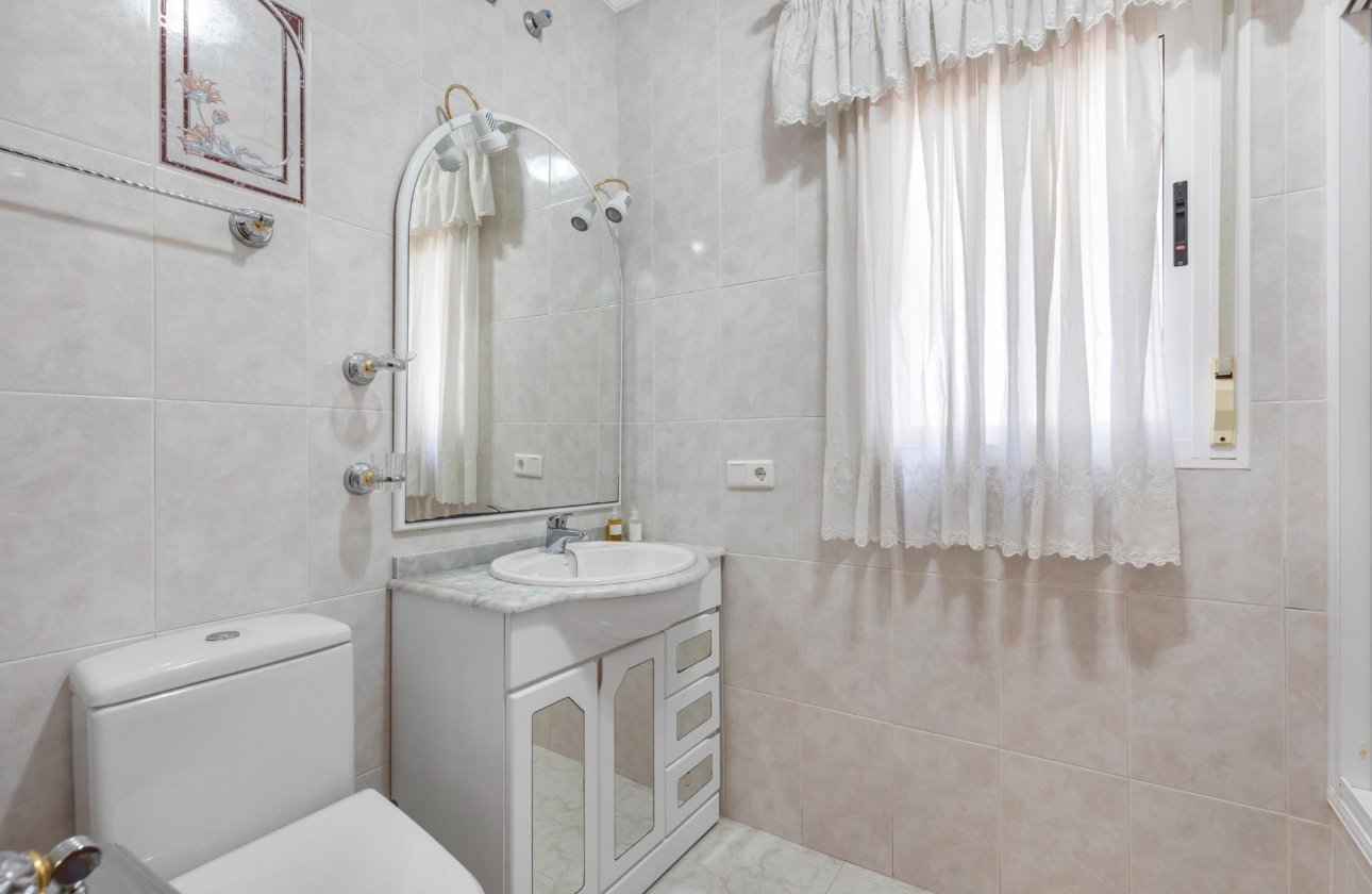 Revente - Villa -
Rojales - Pueblo Bravo