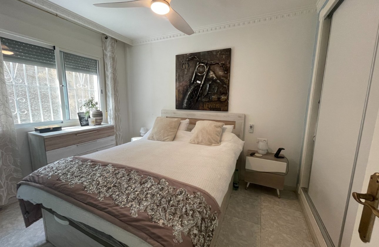 Revente - Villa -
San Fulgencio - Costa Blanca