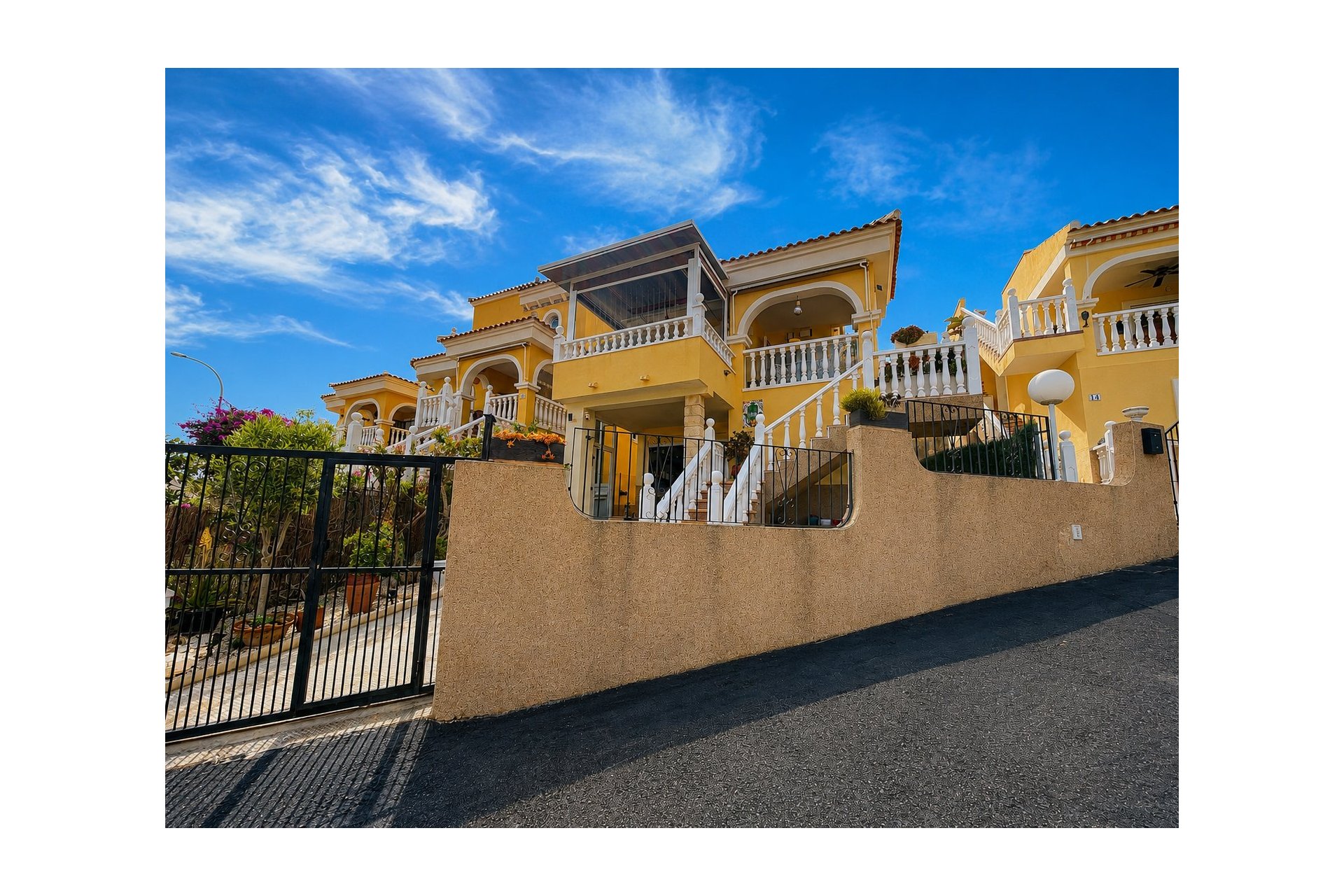 Revente - Villa -
San Fulgencio - Costa Blanca