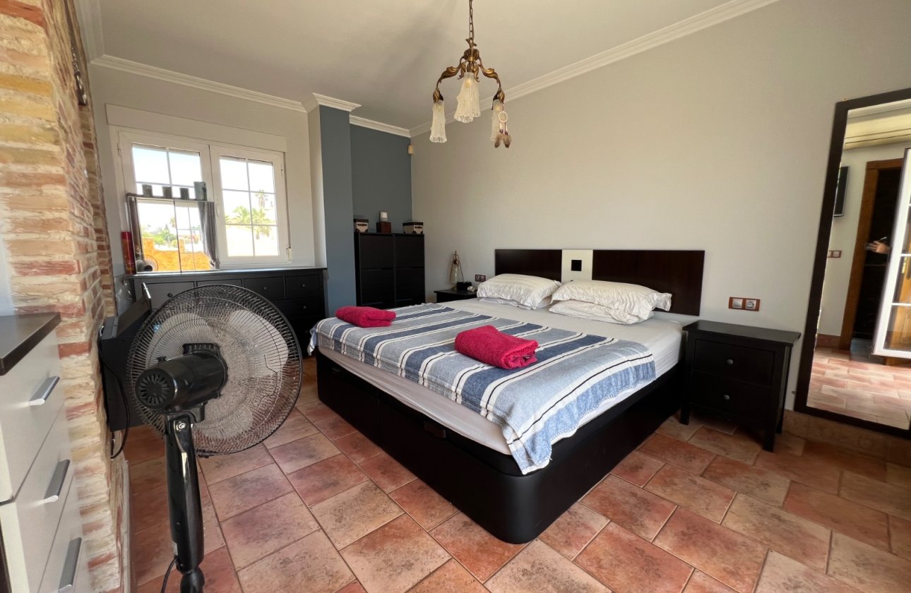 Revente - Villa -
San Fulgencio - Costa Blanca