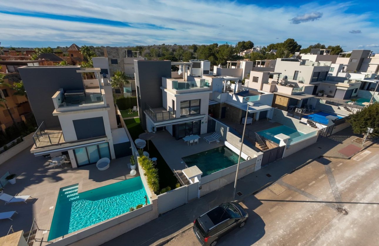 Revente - Villa -
San Miguel de Salinas - Bellavista