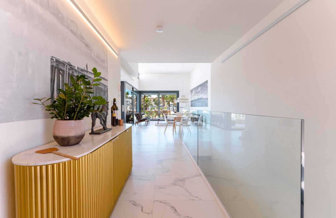 Revente - Villa -
San Miguel de Salinas - Bellavista