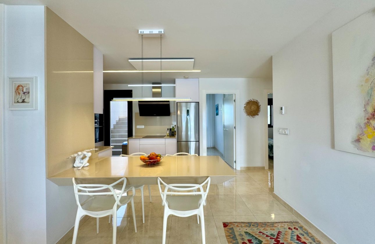 Revente - Villa -
San Miguel de Salinas - Bellavista