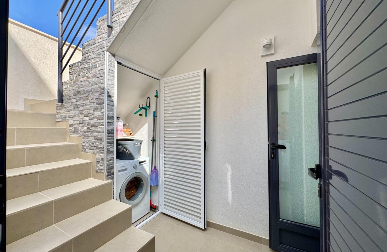 Revente - Villa -
San Miguel de Salinas - Bellavista