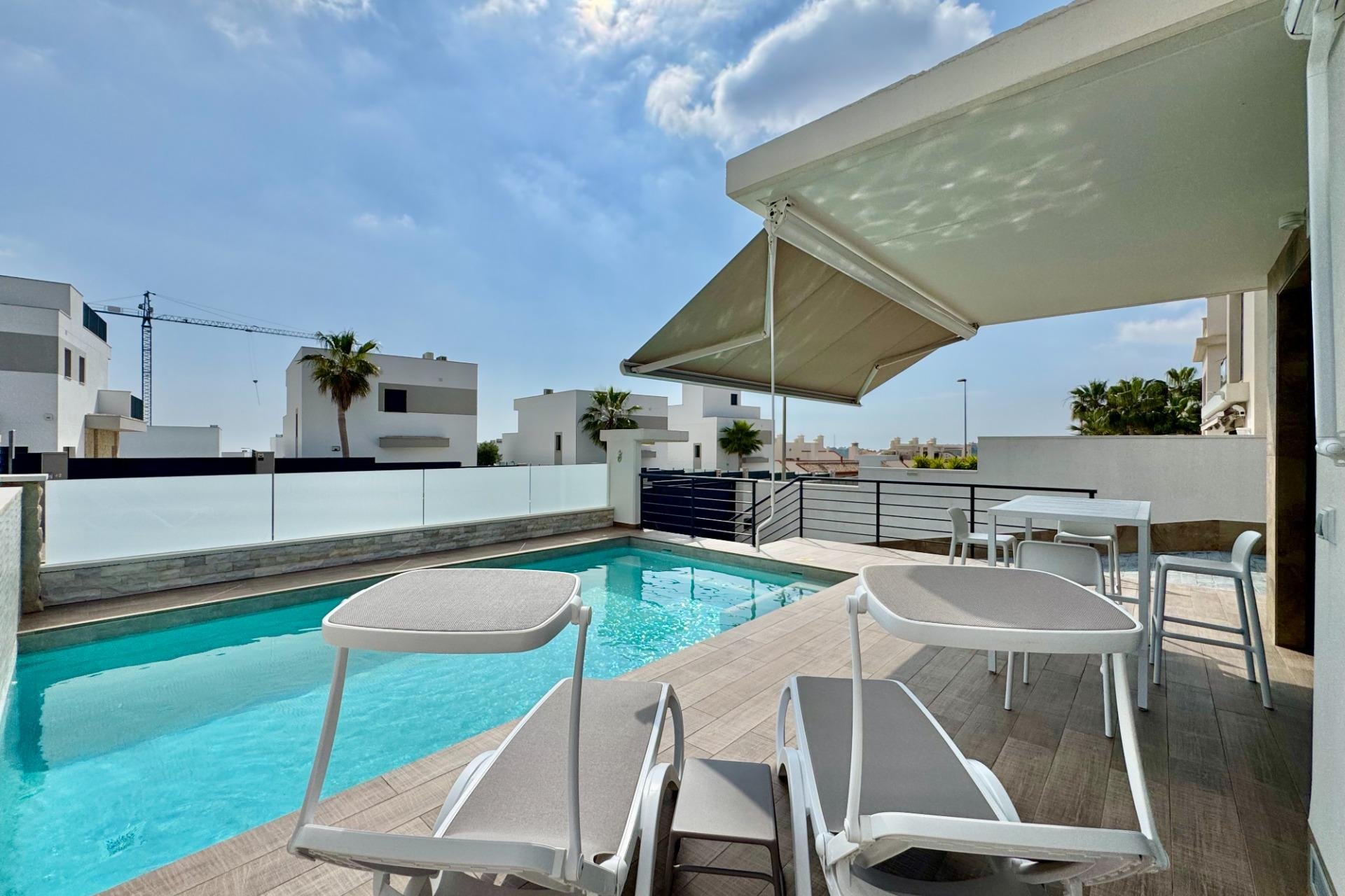 Revente - Villa -
San Miguel de Salinas - Bellavista