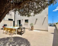 Revente - Villa -
San Miguel de Salinas - Bellavista