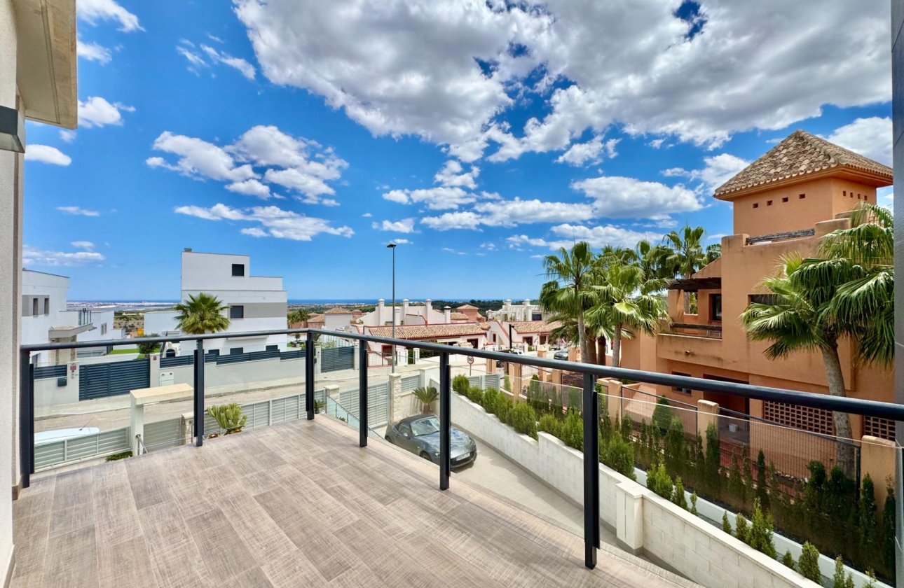 Revente - Villa -
San Miguel de Salinas - Bellavista