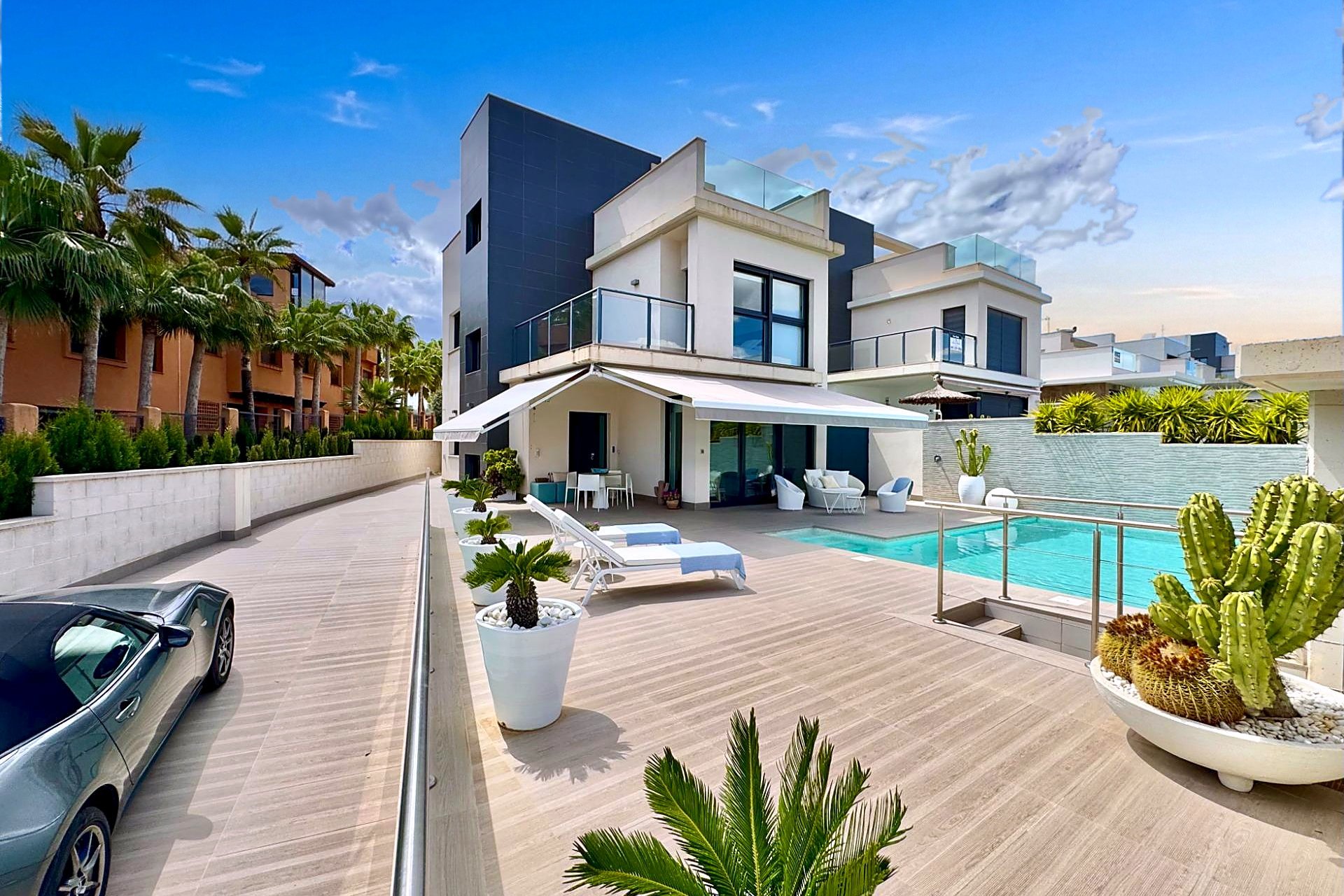 Revente - Villa -
San Miguel de Salinas - Bellavista