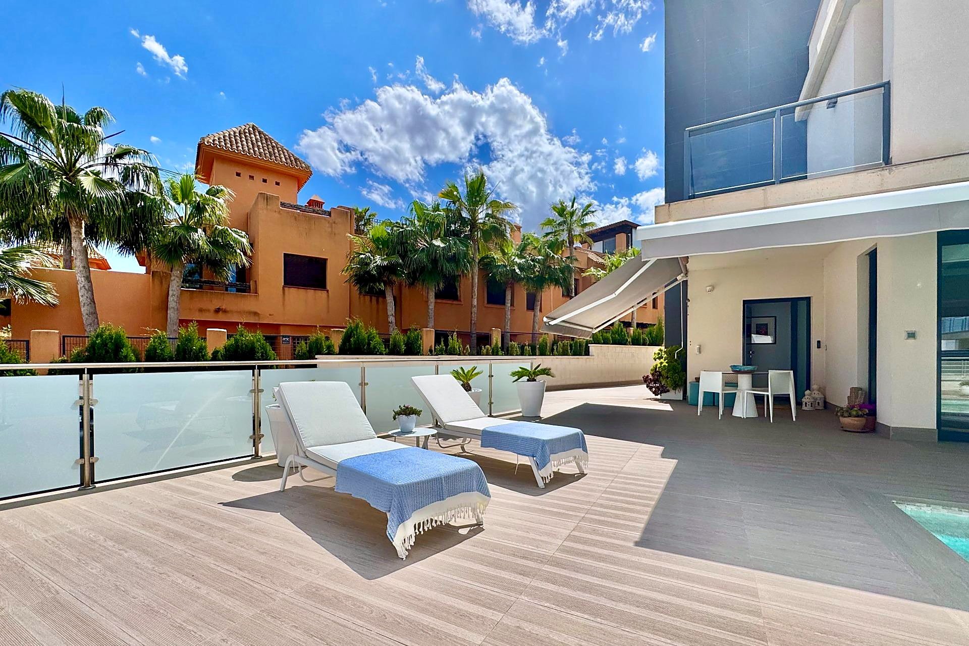 Revente - Villa -
San Miguel de Salinas - Bellavista