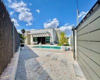 Revente - Villa -
San Miguel de Salinas - Blue Lagoon - Galán
