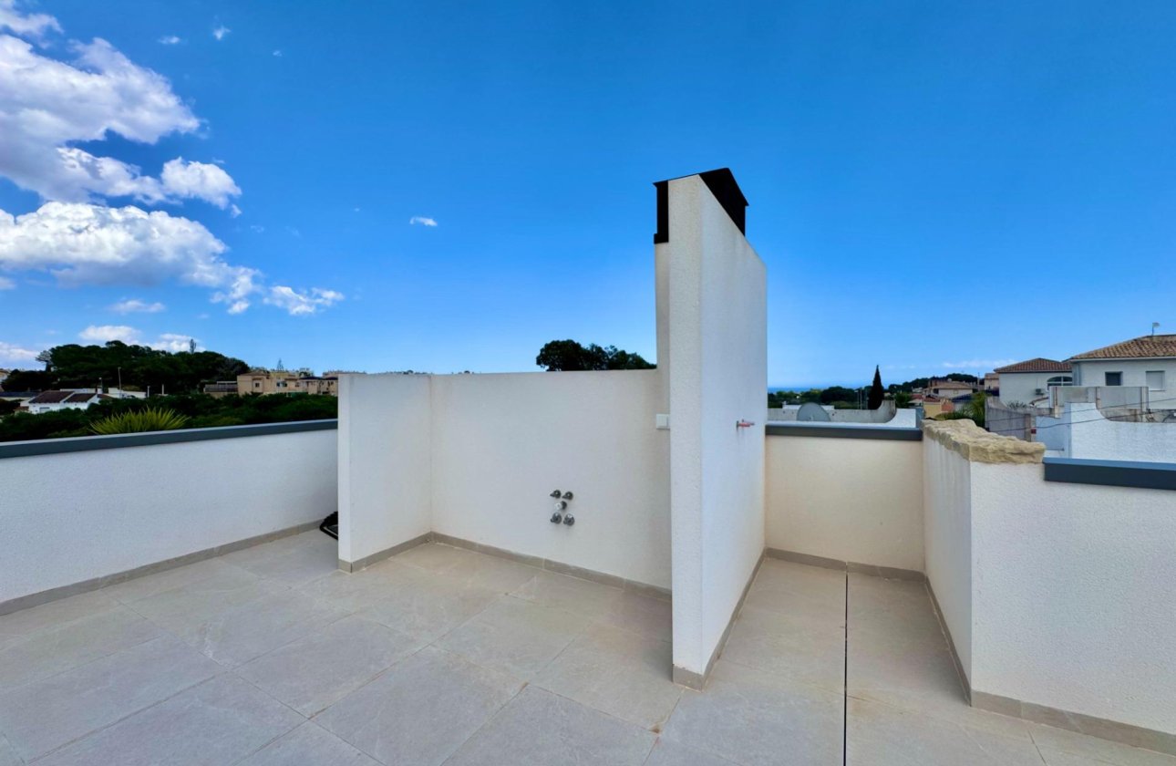 Revente - Villa -
San Miguel de Salinas - Blue Lagoon - Galán