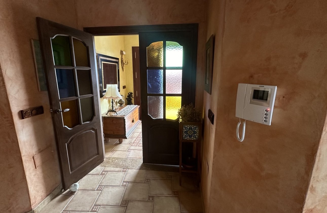 Revente - Villa -
San Miguel de Salinas - Inland