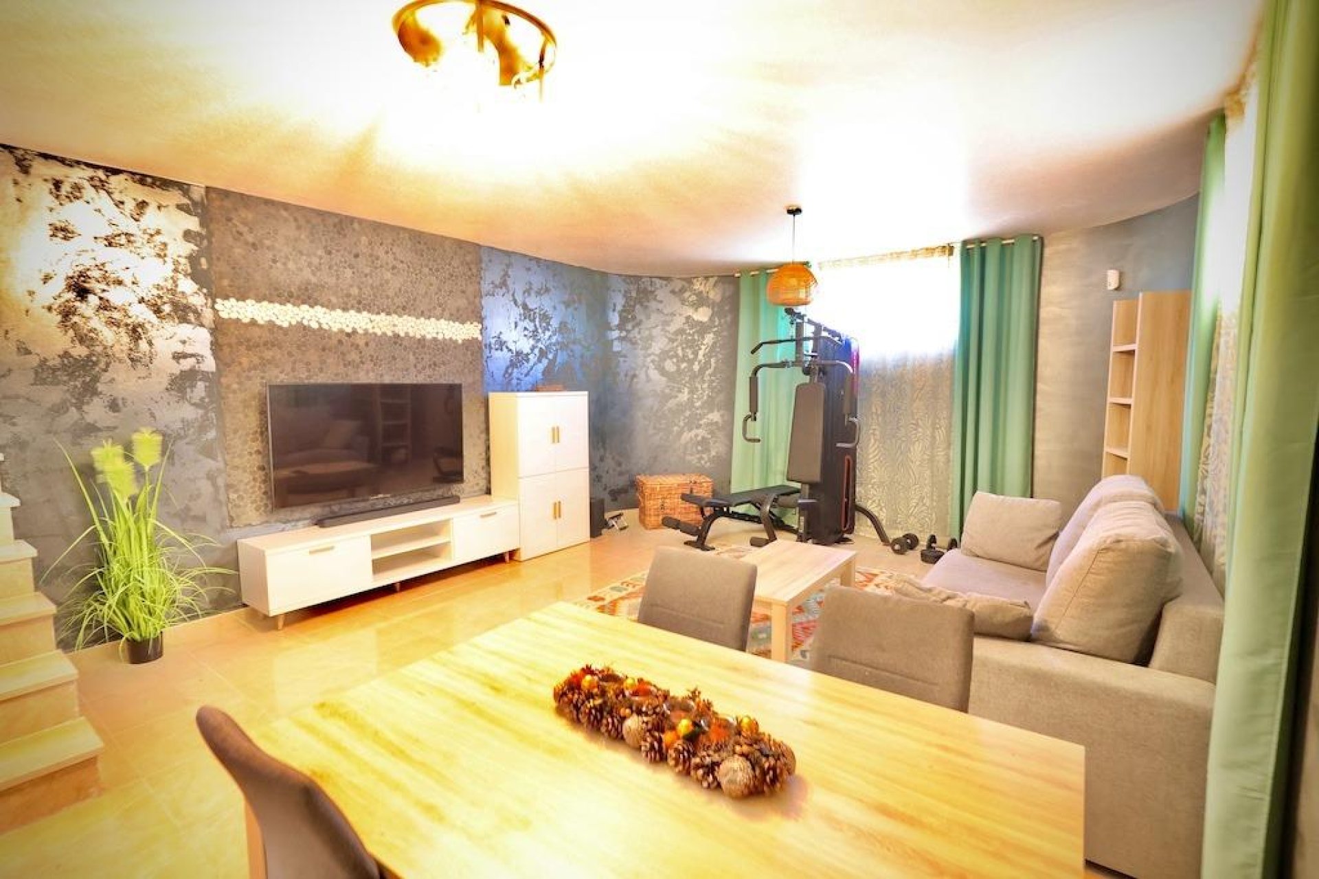 Revente - Villa -
San Miguel de Salinas - Inland