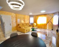 Revente - Villa -
San Miguel de Salinas - Inland