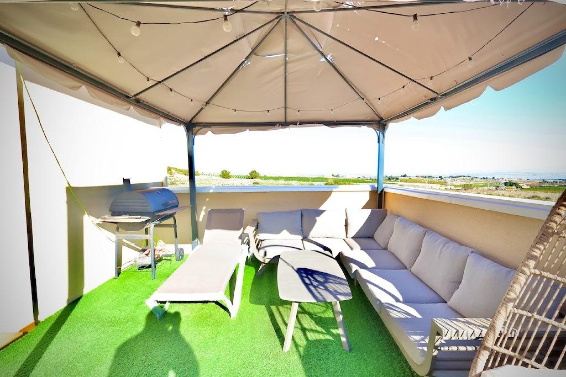 Revente - Villa -
San Miguel de Salinas - Inland