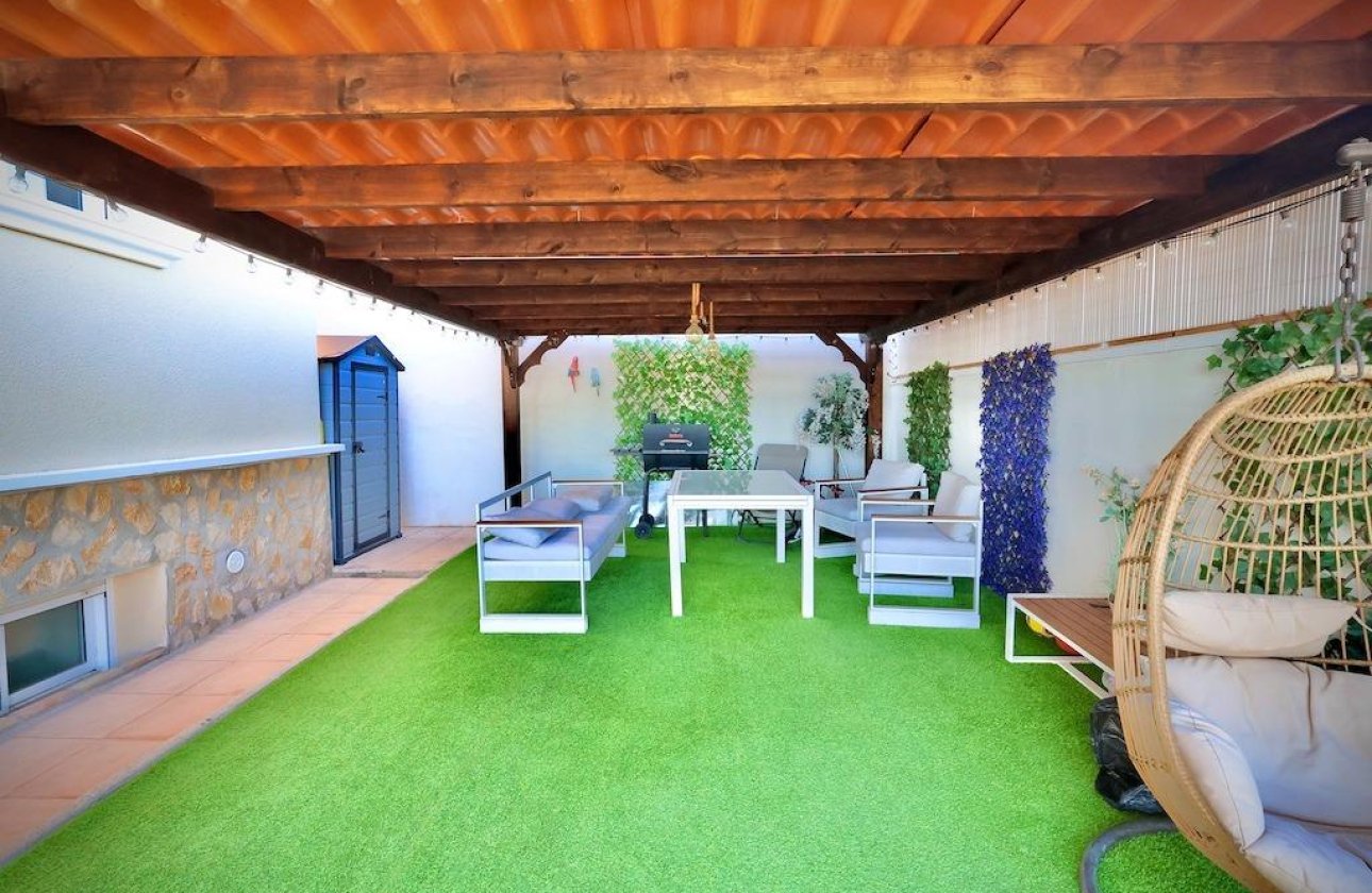 Revente - Villa -
San Miguel de Salinas - Inland