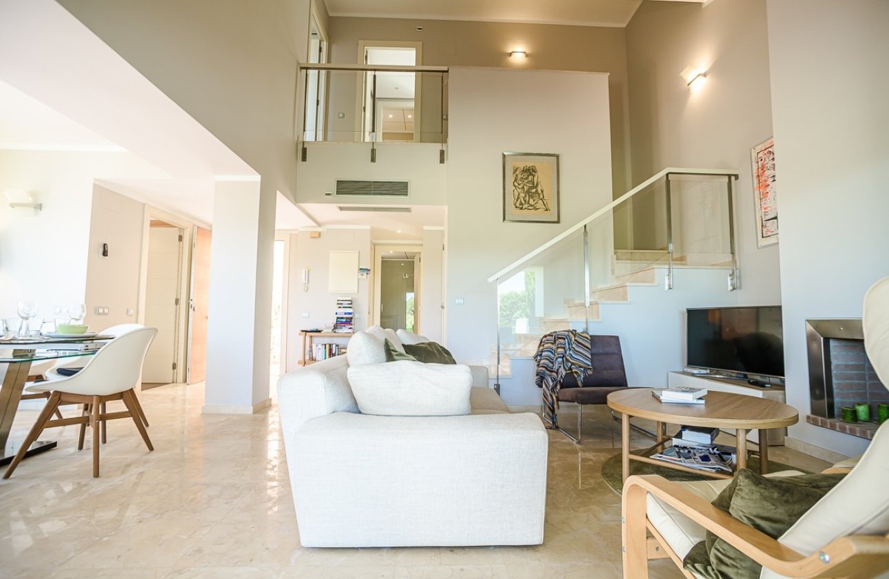 Revente - Villa -
San Miguel de Salinas - Inland