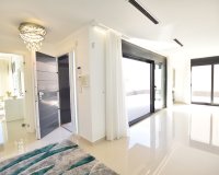 Revente - Villa -
San Miguel de Salinas - Inland