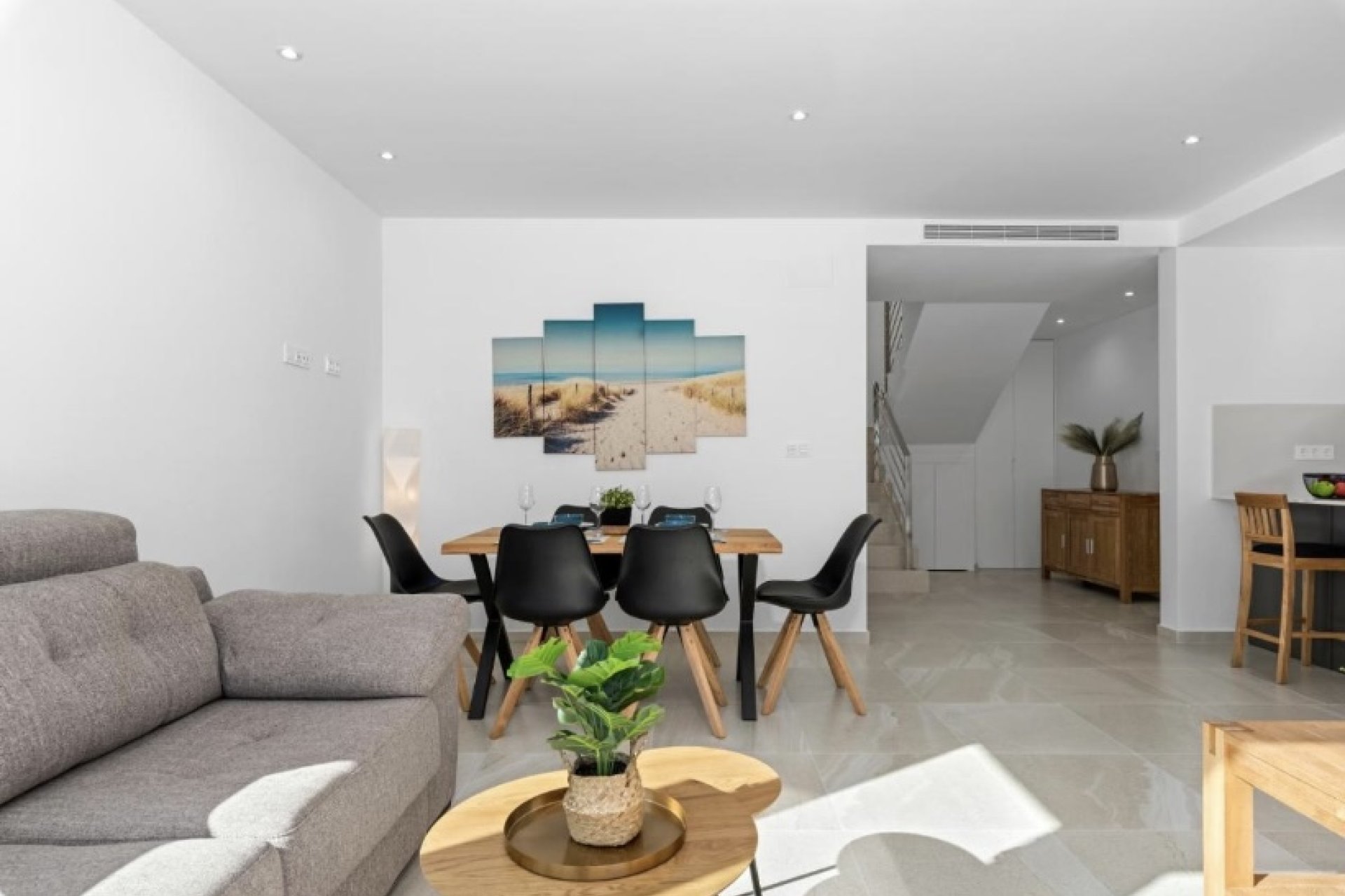 Revente - Villa -
San Miguel de Salinas - Inland