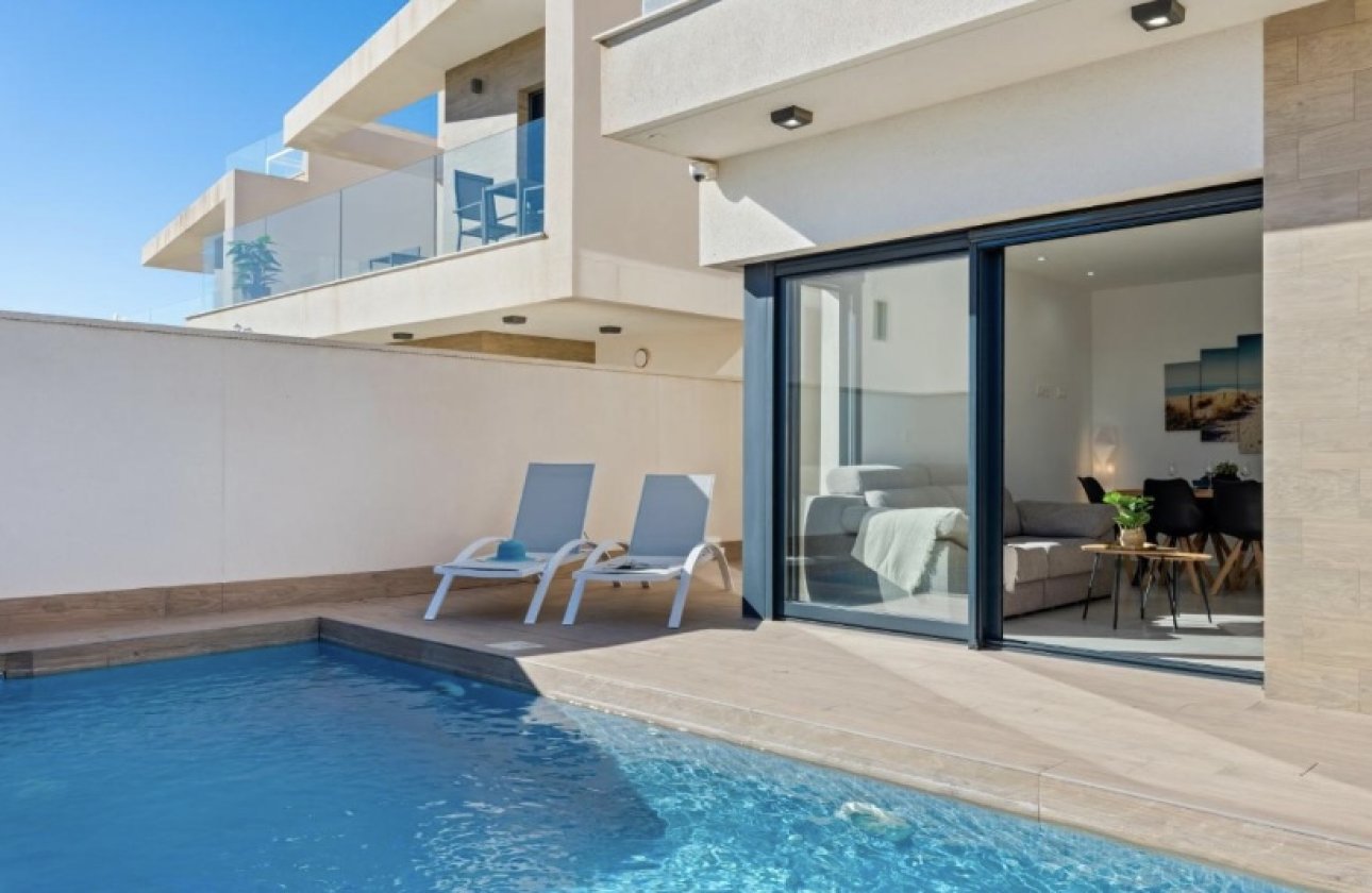 Revente - Villa -
San Miguel de Salinas - Inland