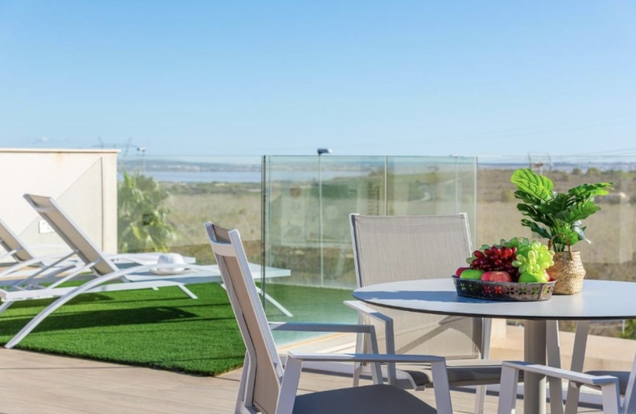 Revente - Villa -
San Miguel de Salinas - Inland