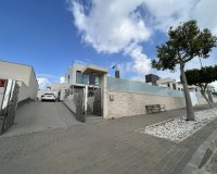 Revente - Villa -
San Miguel de Salinas - Inland