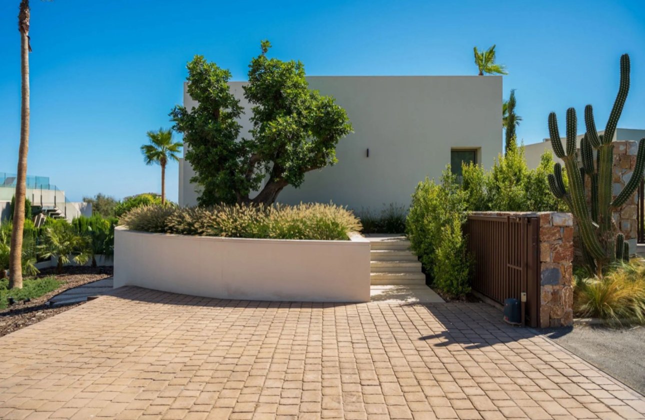 Revente - Villa -
San Miguel de Salinas - Inland