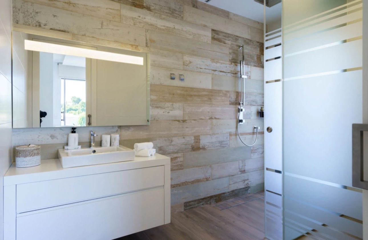 Revente - Villa -
San Miguel de Salinas - Inland