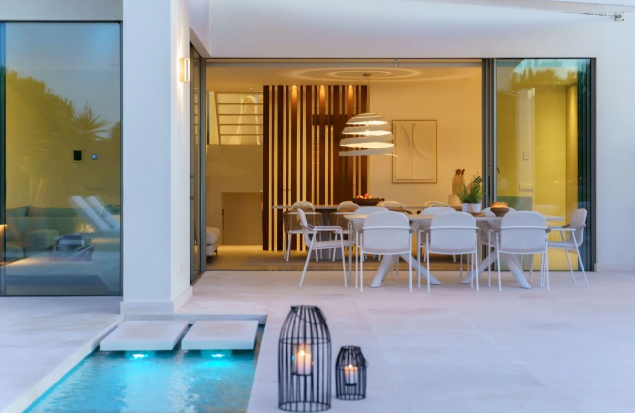 Revente - Villa -
San Miguel de Salinas - Inland