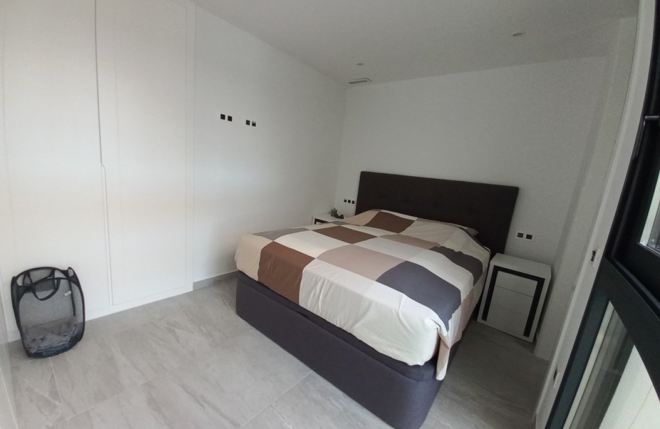 Revente - Villa -
San Miguel de Salinas - Inland