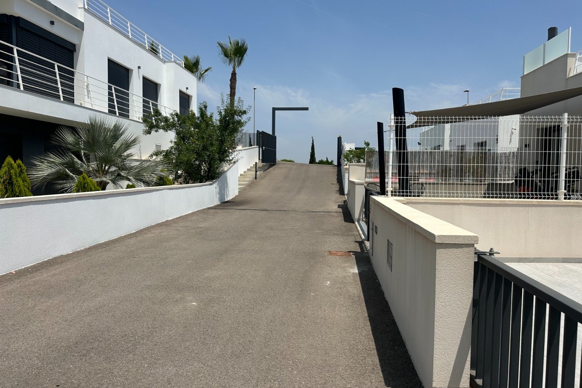 Revente - Villa -
San Miguel de Salinas - Inland