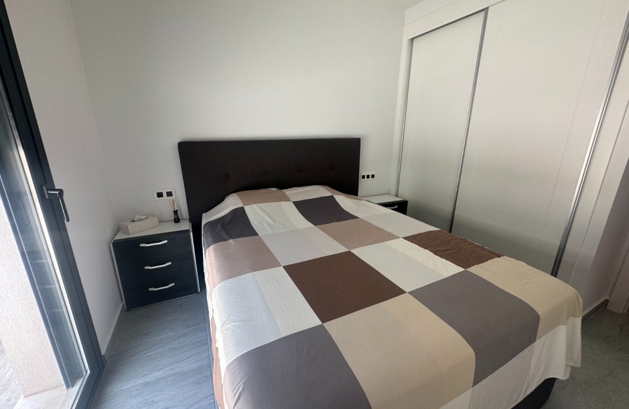 Revente - Villa -
San Miguel de Salinas - Inland