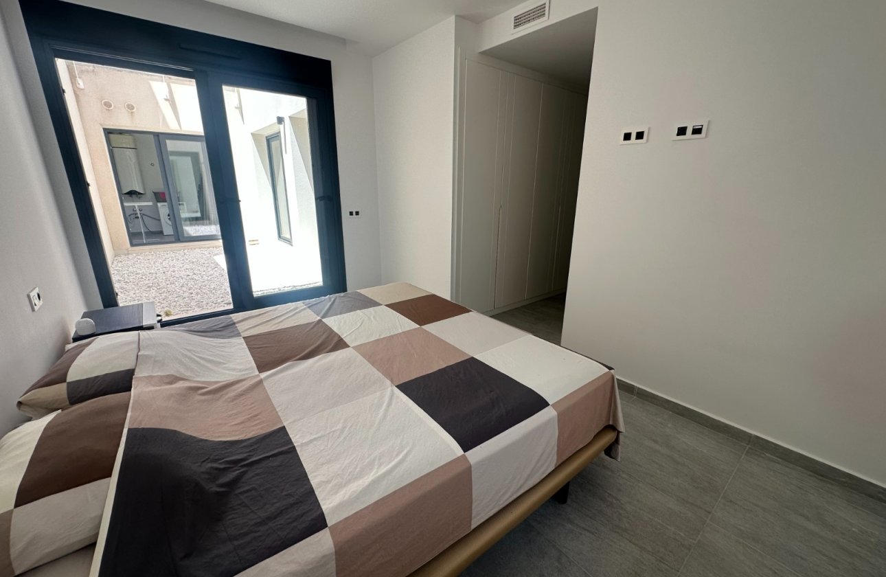 Revente - Villa -
San Miguel de Salinas - Inland