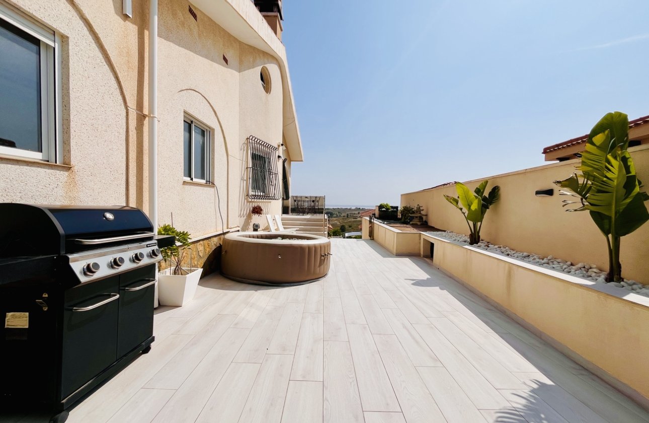 Revente - Villa -
San Miguel de Salinas - Inland