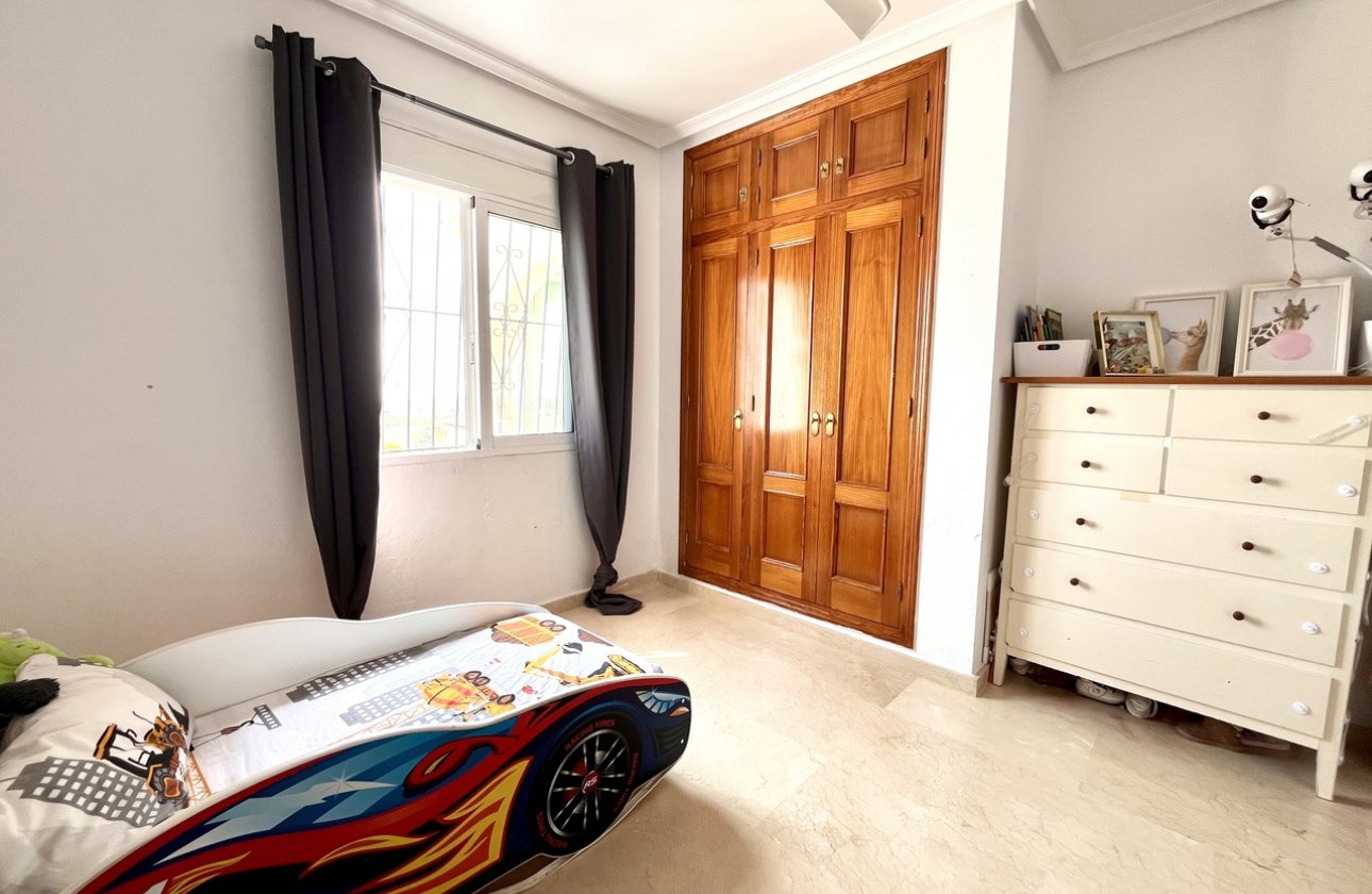 Revente - Villa -
San Miguel de Salinas - Inland