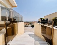 Revente - Villa -
San Miguel de Salinas - Inland