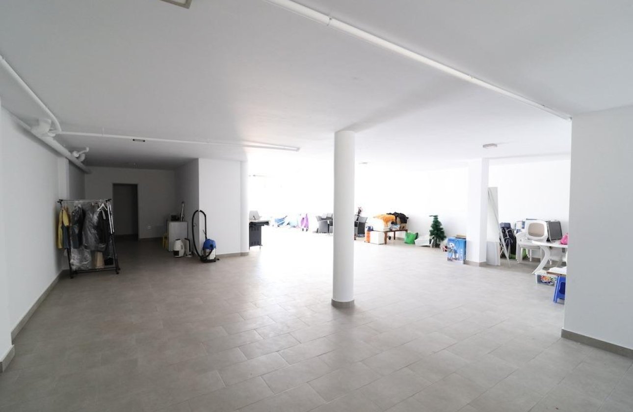 Revente - Villa -
San Miguel de Salinas - Inland