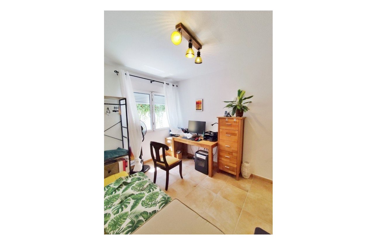 Revente - Villa -
San Miguel de Salinas - Inland