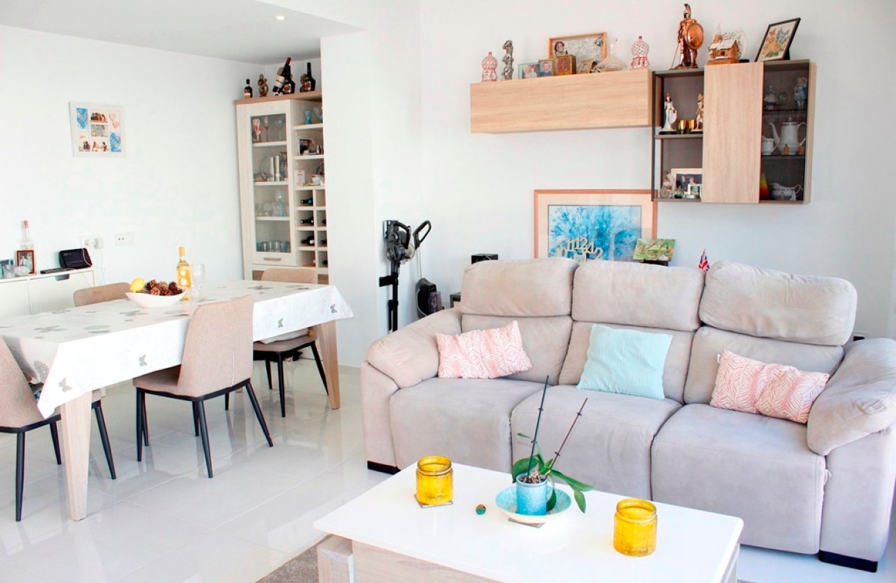 Revente - Villa -
San Miguel de Salinas - Inland