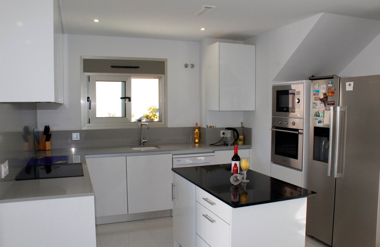 Revente - Villa -
San Miguel de Salinas - Inland