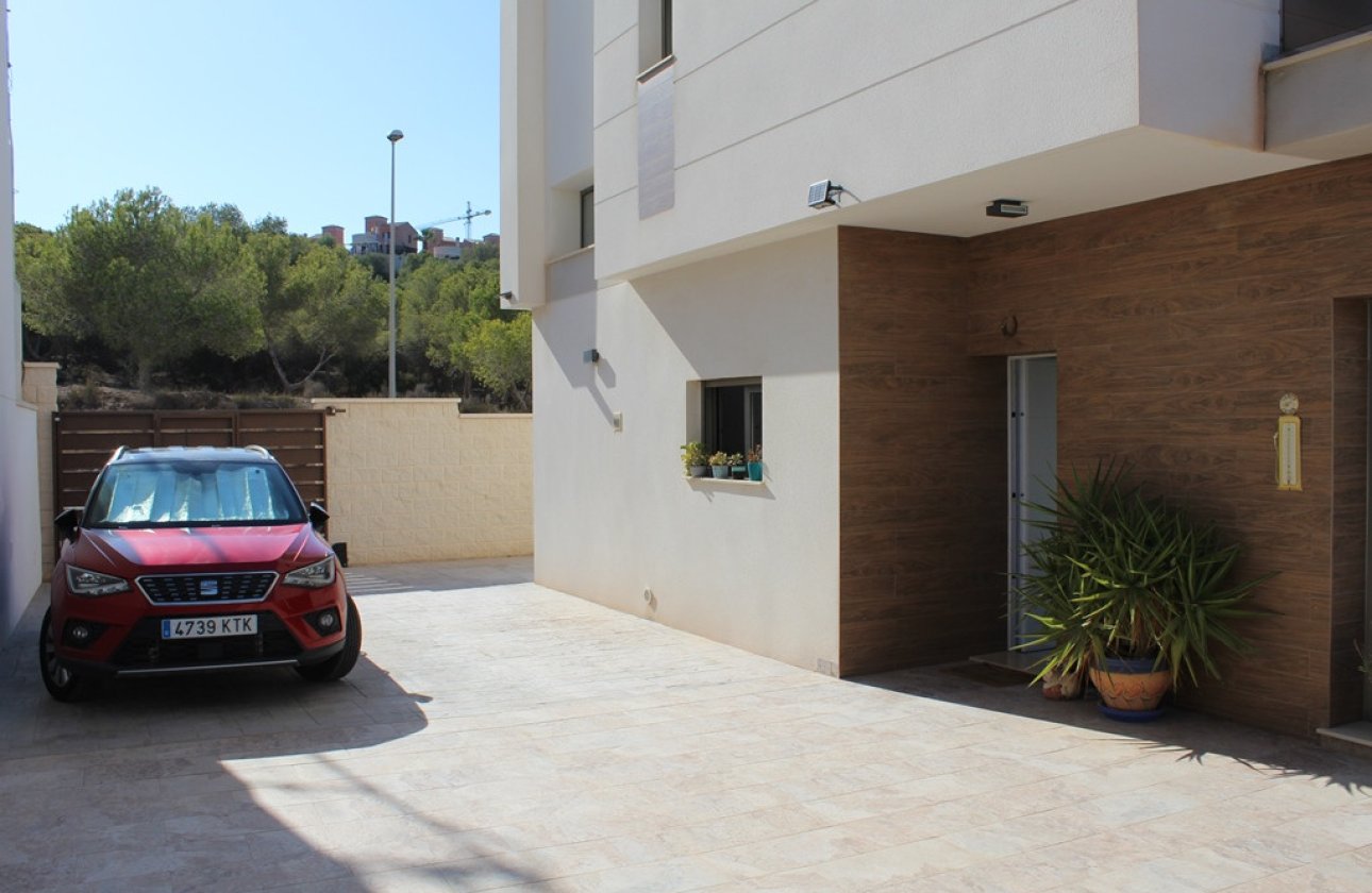 Revente - Villa -
San Miguel de Salinas - Inland