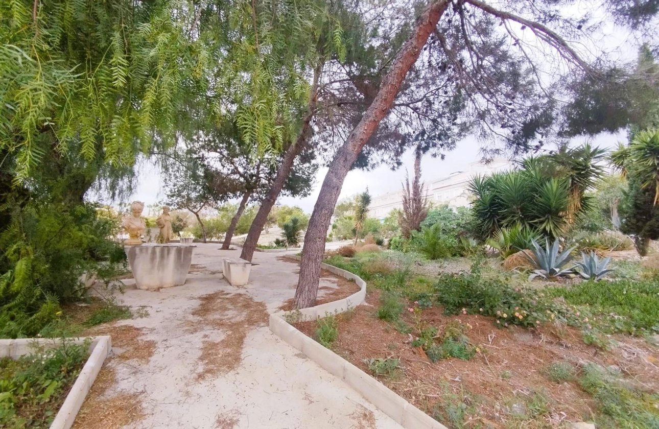 Revente - Villa -
San Miguel de Salinas - Inland